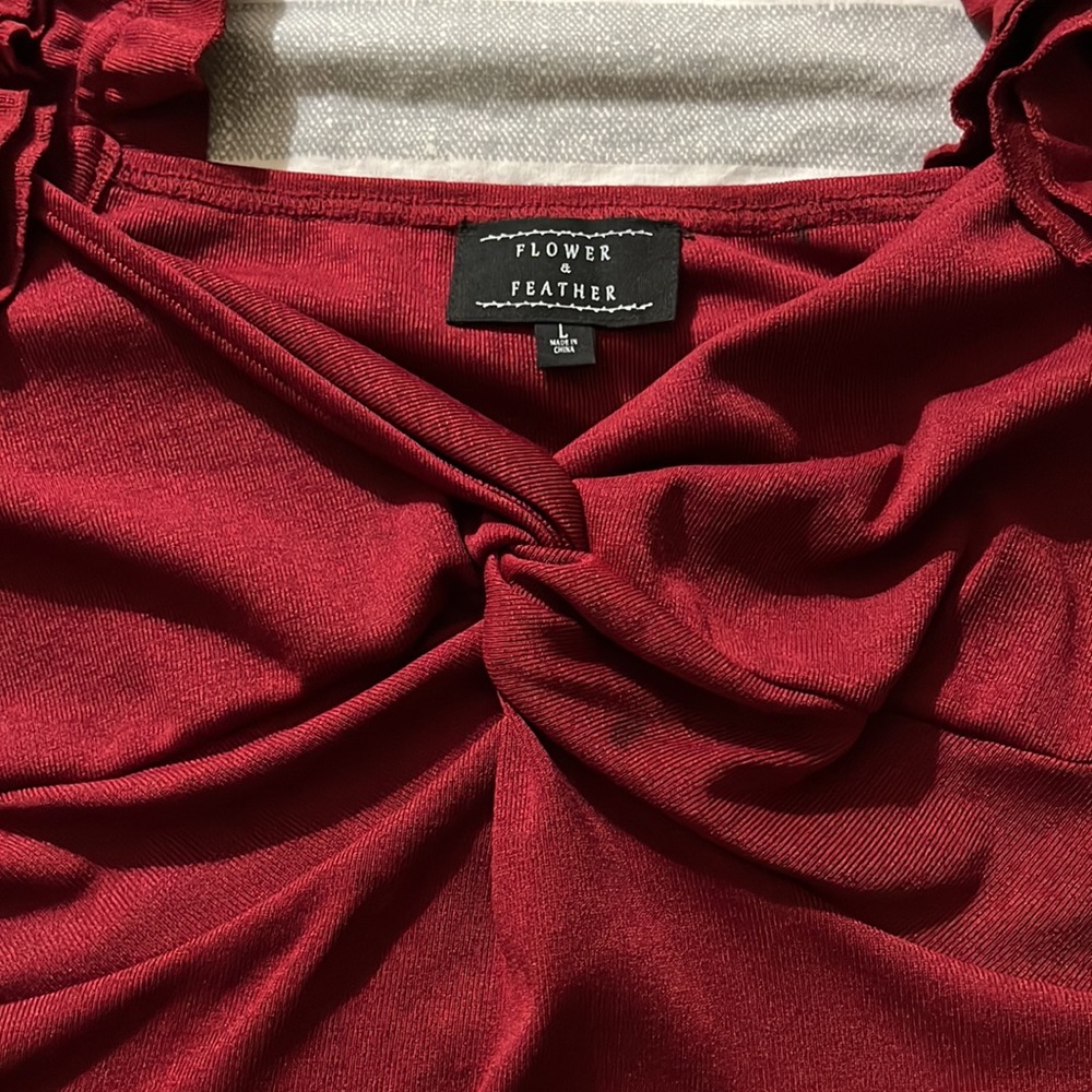 Red top - Picture 5 of 5